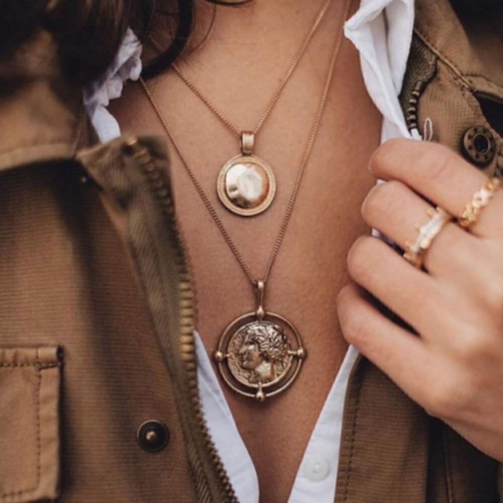Portrait Coin Chain Choker Necklace jewelry